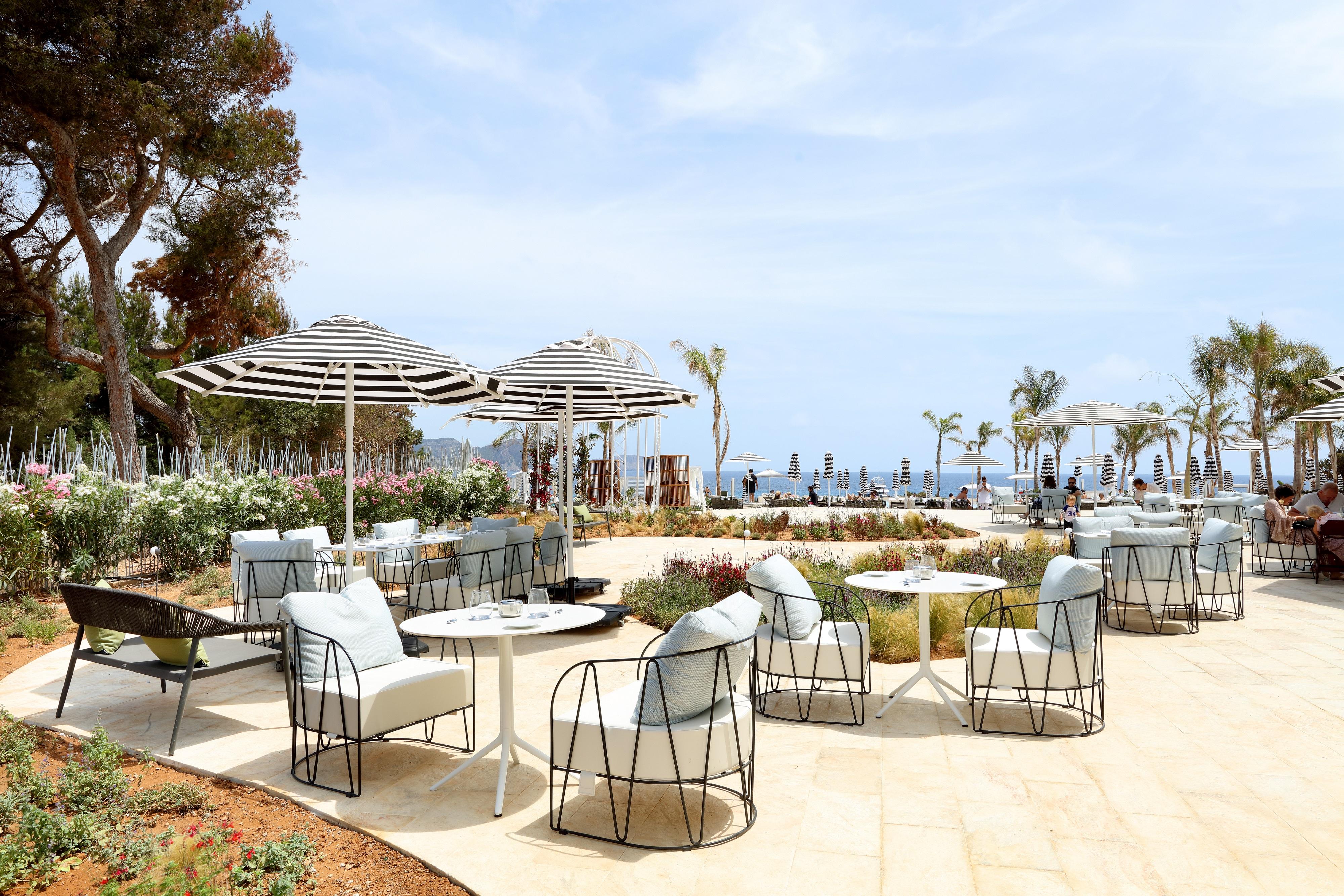 Bless Hotel Ibiza - The Leading Hotels Of The World Es Canar  Exterior photo The beach at the hotel