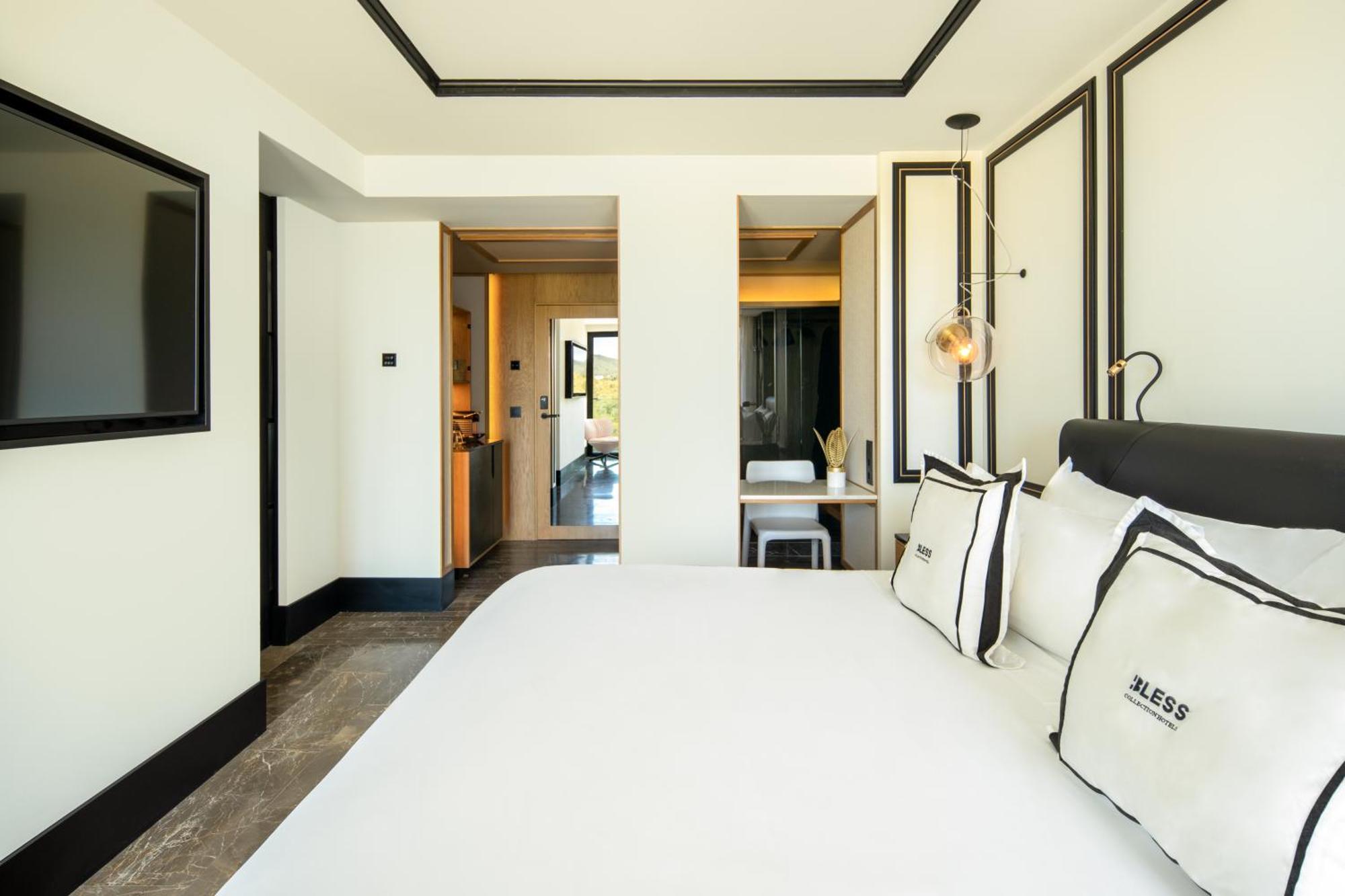 Bless Hotel Ibiza - The Leading Hotels Of The World Es Canar  Exterior photo Deluxe room