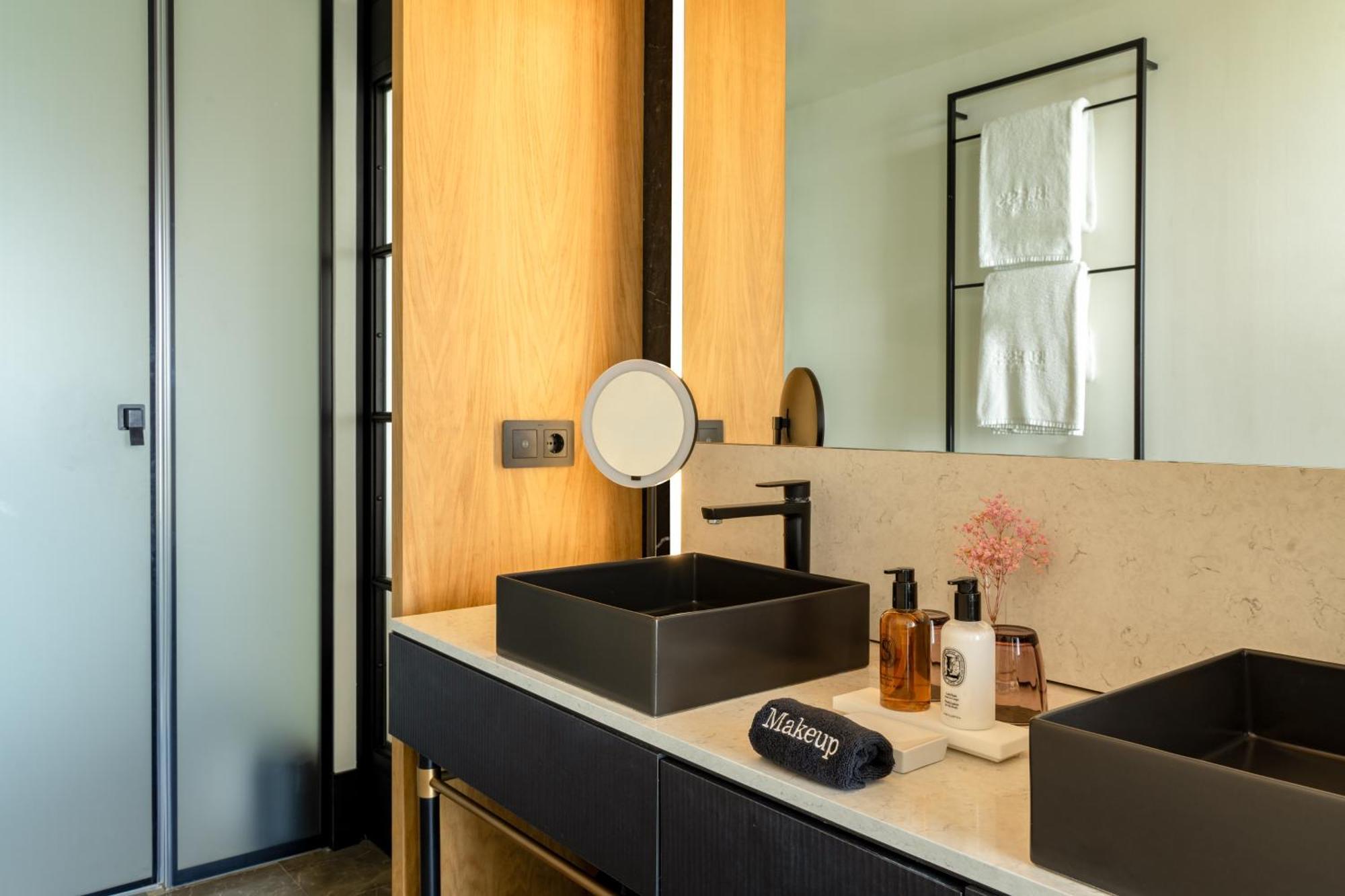 Bless Hotel Ibiza - The Leading Hotels Of The World Es Canar  Room photo Bathroom