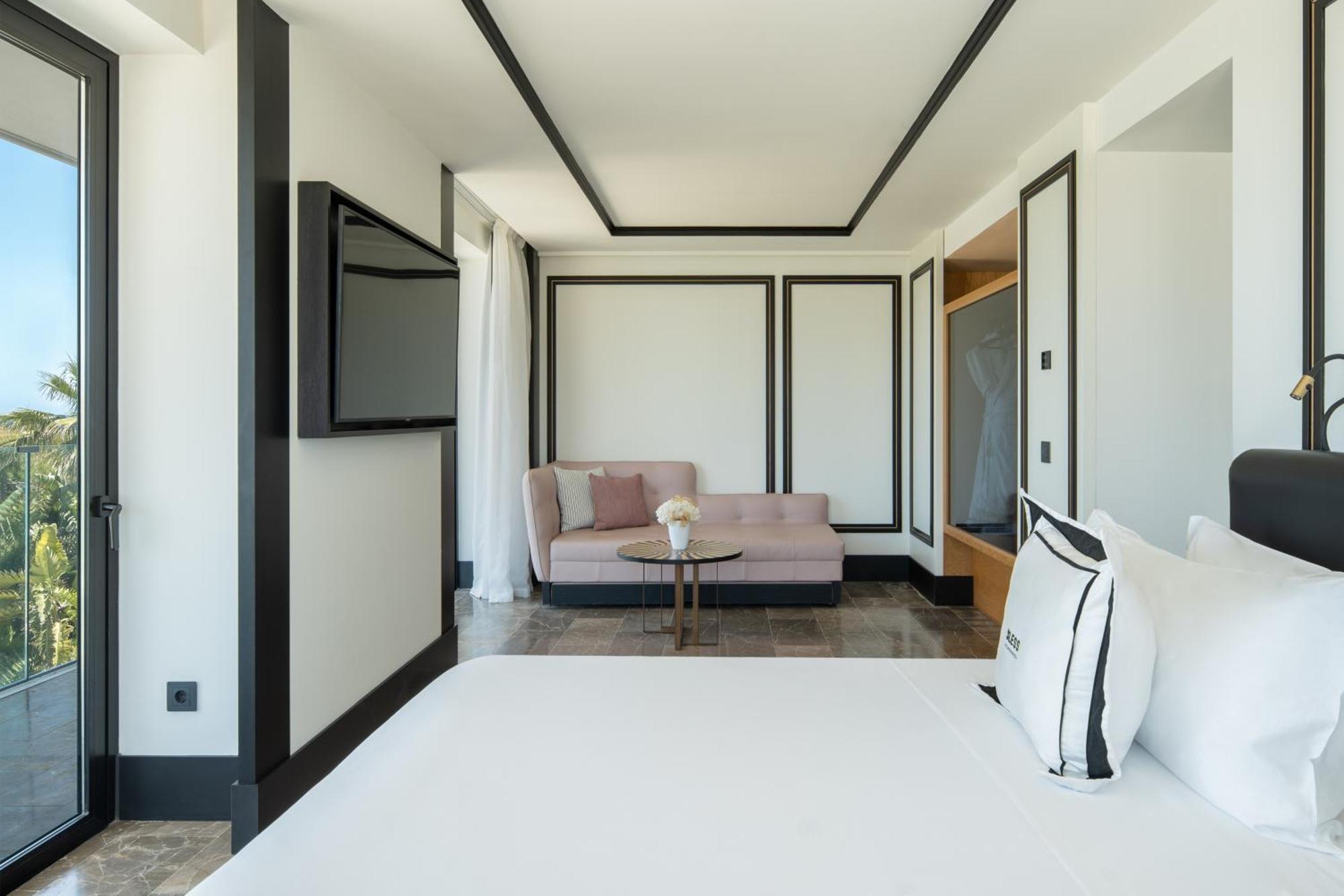 Bless Hotel Ibiza - The Leading Hotels Of The World Es Canar  Room photo A suite at the hotel
